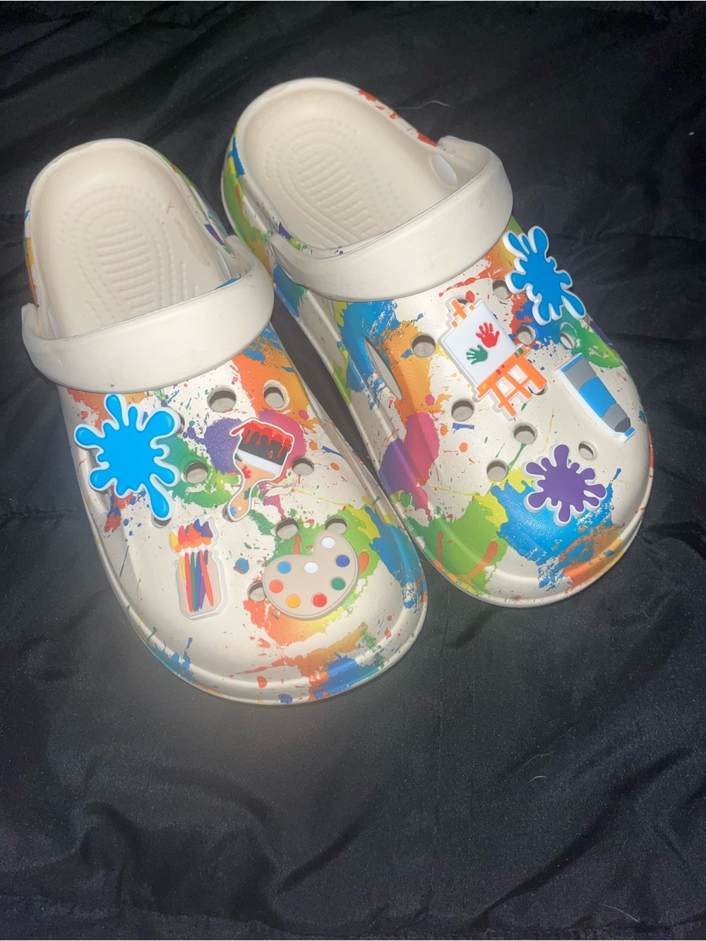 White Paint-Splash Clog Shoes with Colorful Art Accents size 8
